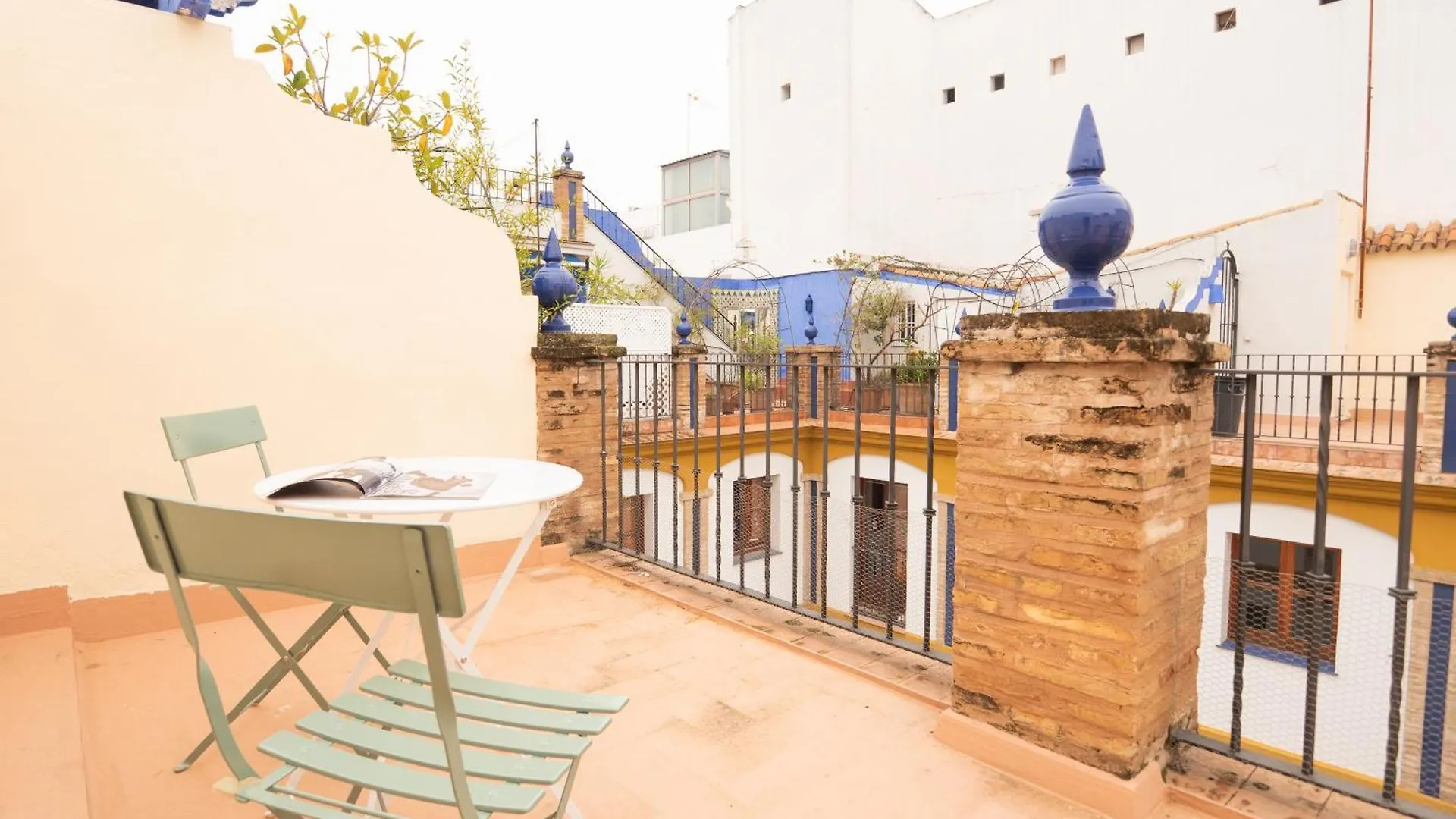 Sebrilla Apartamento Gonzalo Apartment Seville